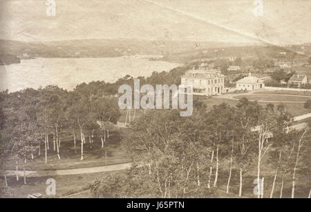 AJAXNETPHOTO. 1880 (environ). BIRCHAM, HALIFAX, Nouvelle-Écosse. - Vue de NS-CORDE NARROWS HOUSE (DROITE,CENTRE.) DANS LA RÉGION DU NORD-OUEST. Photographe:Inconnu © COPYRIGHT DE L'IMAGE NUMÉRIQUE PHOTO VINTAGE AJAX AJAX BIBLIOTHÈQUE SOURCE : VINTAGE PHOTO LIBRARY COLLECTION REF:1880 03 Banque D'Images