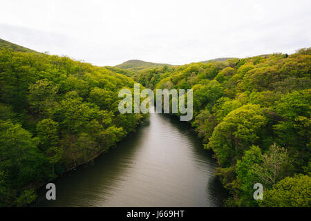 Voir d'Popolopen Creek, à Bear Mountain State Park, New York. Banque D'Images