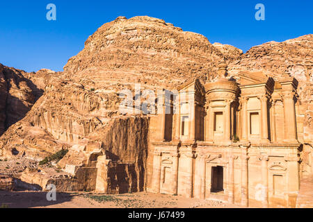 Ancien bâtiment à la ville archéologique de Pétra en Jordanie Banque D'Images