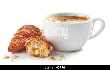 Tasse de café et de croissants, isolé sur fond blanc Banque D'Images