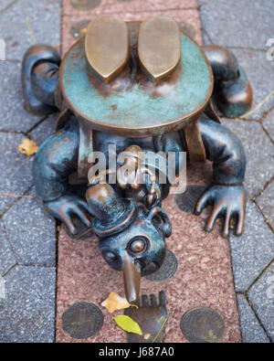 Sculpture par Tom Otterness en Rockefeller Park, Battery Park City, New York, NY, USA. Banque D'Images