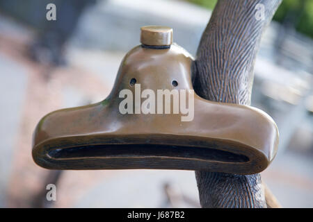 Détail de la sculpture par Tom Otterness en Rockefeller Park, Battery Park City, New York, NY, USA. Banque D'Images