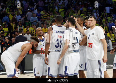 Le Fenerbahce ,du Real Madrid au cours de leurs quatre demi-finale finale de l'Euroleague de basket-ball match à Sinan Erdem Dome à Istanbul, le vendredi 19 mai 2017. Banque D'Images