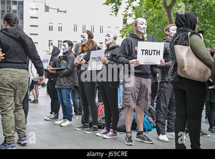 Leicester Square, Londres, Royaume-Uni. 20 mai, 2017. Démonstration anonyme. Credit : Yorkshire /Alamy Live News Banque D'Images