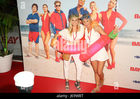 Marny Kennedy et Olivia Phyland à l'Australian Premiere de Baywatch tapis rouge, Sydney, Australie - 18 mai 2017 Banque D'Images