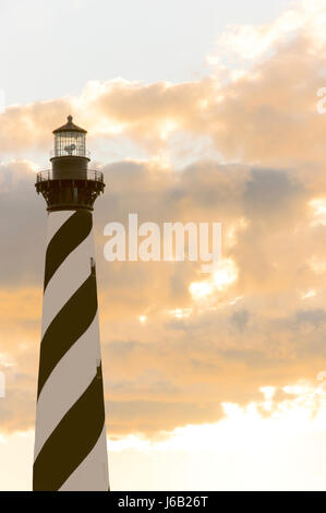 Le phare de Cape Hatteras au coucher du soleil Banque D'Images