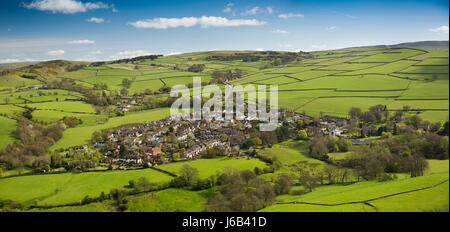 Royaume-uni, Angleterre, Cheshire, Rainow, village, augmentation de la vue depuis la colline de Kerridge, vue panoramique Banque D'Images