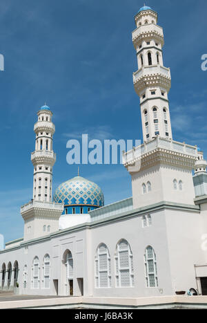 Bandar mosquée, l'une des principales mosquées de Kota Kinabalu, Bornéo Malaisien Banque D'Images