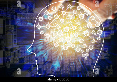 L'apprentissage automatique et l'intelligence artificielle concept. Fintech Financial Technology concept. Le cerveau du robot avec codage binaire de vitesse de connexion. Résumé E Banque D'Images