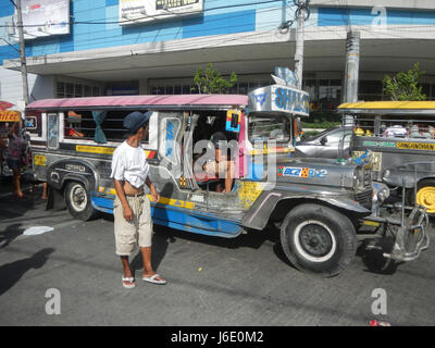 07540 Laredo Ville Sangandaan routes repères 13 barangays SM Banque D'Images