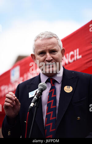 Peter Gwizdala, candidat libéral démocrate pour Rochford et Southend East, s'exprimant lors d'un rassemblement Banque D'Images