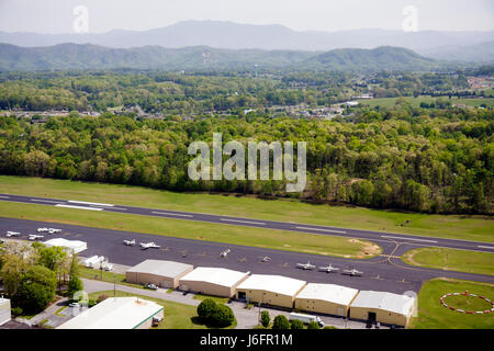 Sevierville Tennessee, Smoky Mountains, Gatlinburg Pigeon Forge aéroport, vue aérienne d'en haut, piste, les visiteurs voyagent à destination de touristes Banque D'Images