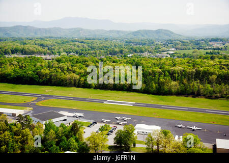 Sevierville Tennessee, Smoky Mountains, Gatlinburg Pigeon Forge aéroport, vue aérienne depuis le dessus, piste, TN080501051 Banque D'Images