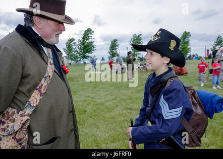 Kenosha Wisconsin, Musée de la guerre civile, jours de la guerre civile, Muster, Park City Grays, histoire vivante, réacteur, adultes homme hommes hommes, garçon garçons, enfant enfants enfant ch Banque D'Images