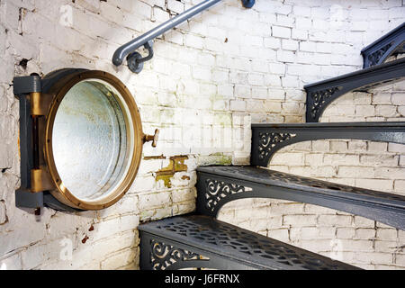 Kenosha Wisconsin, Simmons Island, Southport Light Station, phare historique, construit en 1866, escalier en colimaçon, hublot, escaliers escalier, visiteurs Banque D'Images