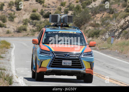 Palmdale, Californie. Le 20 mai 2017. L'Amgen Tour de Californie le swag Wagon lors de l'étape 7 sur le Mt. Emma Rd. de Palmdale, Californie. Crédit : John Geldermann/Alamy Live News Banque D'Images