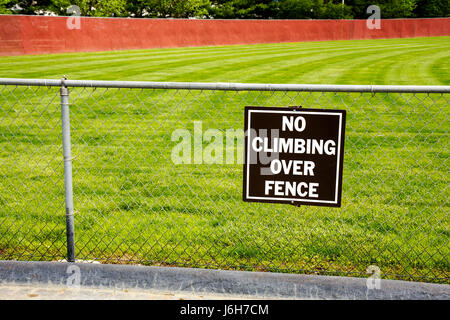 Salem Virginia,Moyer Sports Complex,terrains de baseball,diamant,panneau,pas d'escalade sur la clôture,règles,VA080503033 Banque D'Images
