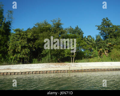 09541 Rives Pulilan Plaridel Bulacan 21 construction d'enrochement Banque D'Images