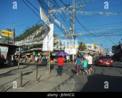 07205 Muzon Uptown SaveMore Simplicité San Jose del Monte, Bulacan Ville 01 Banque D'Images