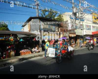 07205 Muzon Uptown SaveMore Simplicité San Jose del Monte, Bulacan Ville 07 Banque D'Images