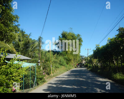 07532 San Rafael Memorial Park Highway San Roque Bulacan ferme au marché Road 01 Banque D'Images