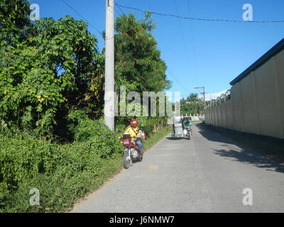 07532 San Rafael Memorial Park Highway San Roque Bulacan ferme au marché Road 13 Banque D'Images