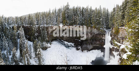 Panorama de Brandywine Falls en hiver Banque D'Images