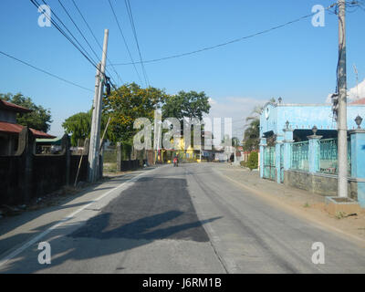Cette image représente la région de San Luis à Candaba, Pampanga, et Baliuag, Bulacan, avec des routes rurales et des paysages agricoles typiques de la région. Banque D'Images