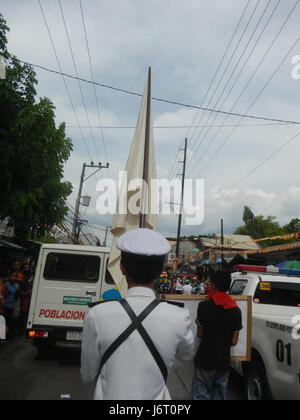 09563 Fiesta Paroisse San Isidro Labrador Bulacan Pulilan Carabao agenouillée 201724 Festival Banque D'Images