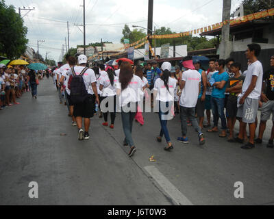 09612 Fiesta Paroisse San Isidro Labrador Bulacan Pulilan Carabao agenouillée 28 2017 Festival Banque D'Images