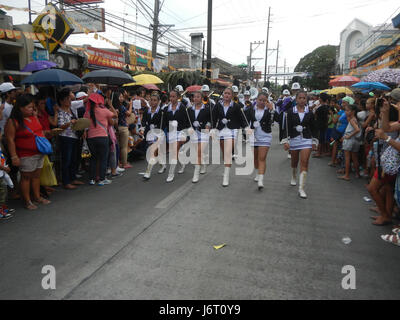 09665 Fiesta Paroisse San Isidro Labrador Bulacan Pulilan Carabao agenouillée 31 2017 Festival Banque D'Images
