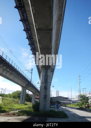 Passerelle de l'autoroute 09840 Marcos Pasig Santolan TLR 15 Banque D'Images