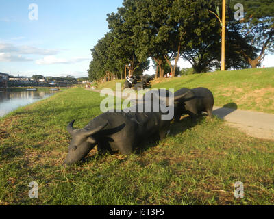 0939 Marikina River Park Carabaos 11 statues Banque D'Images