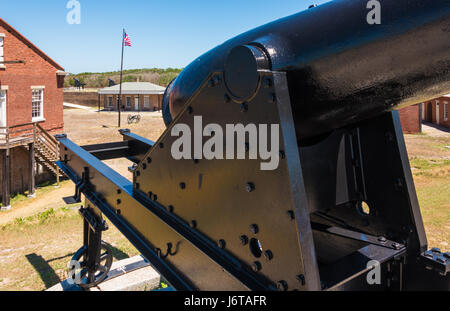 Un canon pivotant de Fort Clinch, une guerre civile fort sur Amelia Island à Fernandina Beach, en Floride. (USA) Banque D'Images