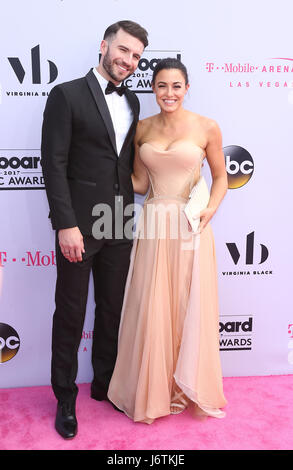 Las Vegas, NV, USA. 21 mai, 2017. 21 mai 2017 - Las Vegas, Nevada - Sam Hunt, Hannah Hunt. 2017 Billboard Music Awards Les arrivées à T-Mobile Arena. Crédit photo : MJT/AdMedia : Crédit Mjt/AdMedia/ZUMA/Alamy Fil Live News Banque D'Images