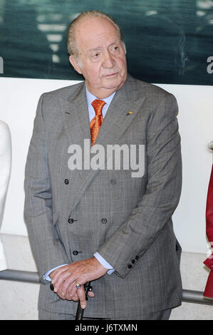 Madrid, Espagne. 22 mai, 2017. Le Roi Juan Carlos d'Espagne a participé à la célébration du 40e anniversaire de la Fondation de la Reina Sofia et le 10e anniversaire de la Fondation Reina Sofia au centre d'Alzheimer Fondation Reina Sofia Centre d'Alzheimer Le 22 mai 2017 à Madrid.Aujourd'hui est le 13ème anniversaire de mariage du roi Felipe VI d'Espagne et la Reine Letizia d'Espagne Crédit : Jack Abuin/ZUMA/Alamy Fil Live News Banque D'Images