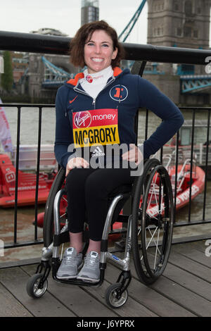 Une séance de photos pour les athlètes en fauteuil roulant en compétition dans le Marathon de Londres 2017 EN VEDETTE : Amanda McGrory Où : London, Royaume-Uni Quand : 21 Avr 2017 Crédit : Alan West/WENN.com Banque D'Images