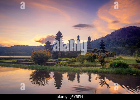 Pura Ulun Danu Beratan, Bali, Indonésie Banque D'Images