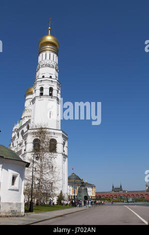 Ivan le Grand clocher, la tour la plus haute du complexe du Kremlin de Moscou, construit en 1508 pour la cathédrale orthodoxe russe à la place de la Cathédrale Banque D'Images