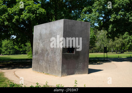 Mémorial pour les homosexuels persécutés sous les nazis dans Tiergarten, Berlin, Allemagne Banque D'Images