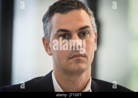 Rome, Italie. 22 mai, 2017. Conférence de presse, dans le cadre de l'exposition 'Matrice' par Giuseppe Penone, pour la présentation de ' Foglie di Pietra', le travail de l'artiste qui sera installé dans Largo Goldoni devant la Maison Fendi. Crédit photo : Massimiliano Gioni : Andrea Ronchini/Alamy Live News Banque D'Images