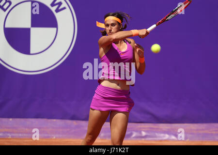 Strasbourg, France. 22 mai, 2017. La joueuse de tennis française Caroline Garcia est en action lors de son match au 1er tour de la WTA tennis internationaux de Strasbourg vs American player Jennifer Brady le 22 mai 2017 à Strasbourg, France - Credit : Yan Lerval/Alamy Live News Banque D'Images