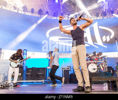 Carson, Californie, USA. 20 mai, 2017. TIM MAHONEY, DOUG 'SA' MARTINEZ, NICK HEXUM et CHAD SEXTON de 311 au cours de la Fiesta y KROQ Weenie Roast à StubHub Center de Carson, en Californie Crédit : Daniel DeSlover/ZUMA/Alamy Fil Live News Banque D'Images