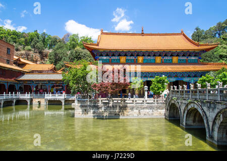 Kunming, Yunnan - Avril 8,2017:Yuantong Temple est le plus célèbre temple bouddhiste à Kunming, province du Yunnan, Chine. Banque D'Images