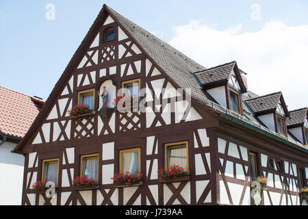 Maisons de style Tudor bavarois mignon, Allemagne Banque D'Images