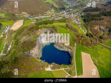 Lac de la montagne, Brilon-Messinghausen areal, plongée, plongée sous-marine, plongée, blue lake, Brilon, Coesfeld, Sauerland, Amérique du Rhin Banque D'Images