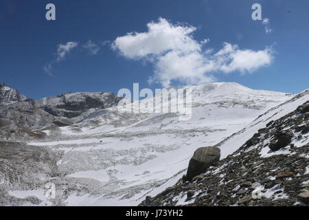 Annapurna Himalaya entourant le lac Tilicho Manang Népal Banque D'Images