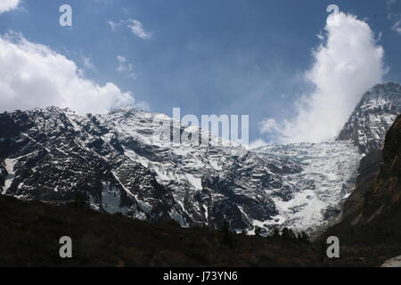 Annapurna Himalaya entourant le lac Tilicho Manang Népal Banque D'Images