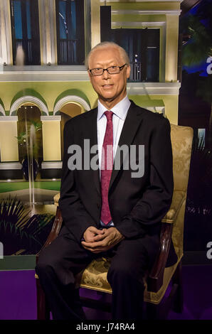 Singapour - septembre 15,2015 : la cire du Goh Chok Tong (ancien Premier Ministre de Singapour) à Madame Tussauds à Singapour. Banque D'Images