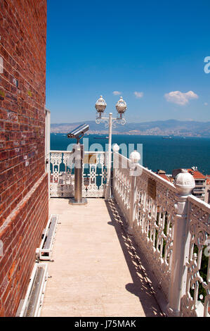 Une vue de la ville de ascenseurs historiques à Izmir, Turquie Banque D'Images